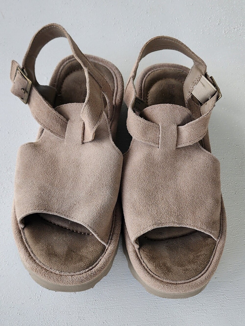 BearPaw Woman Suede Sandals Taupe